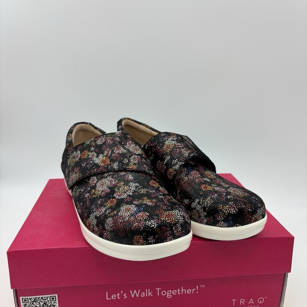 TRAQ ALEGRIA QIN WOMENS SMART WALKING SHOES‎ GARLAND SIZE EU 40 US 9.5-10 - NIB
